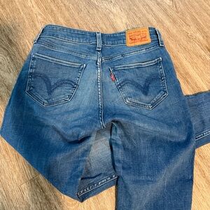 Levi's Classic Indigo Jeans